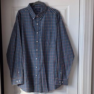 Croft & Barrow Men's Blue and Red Plaid Button-Down Shirt